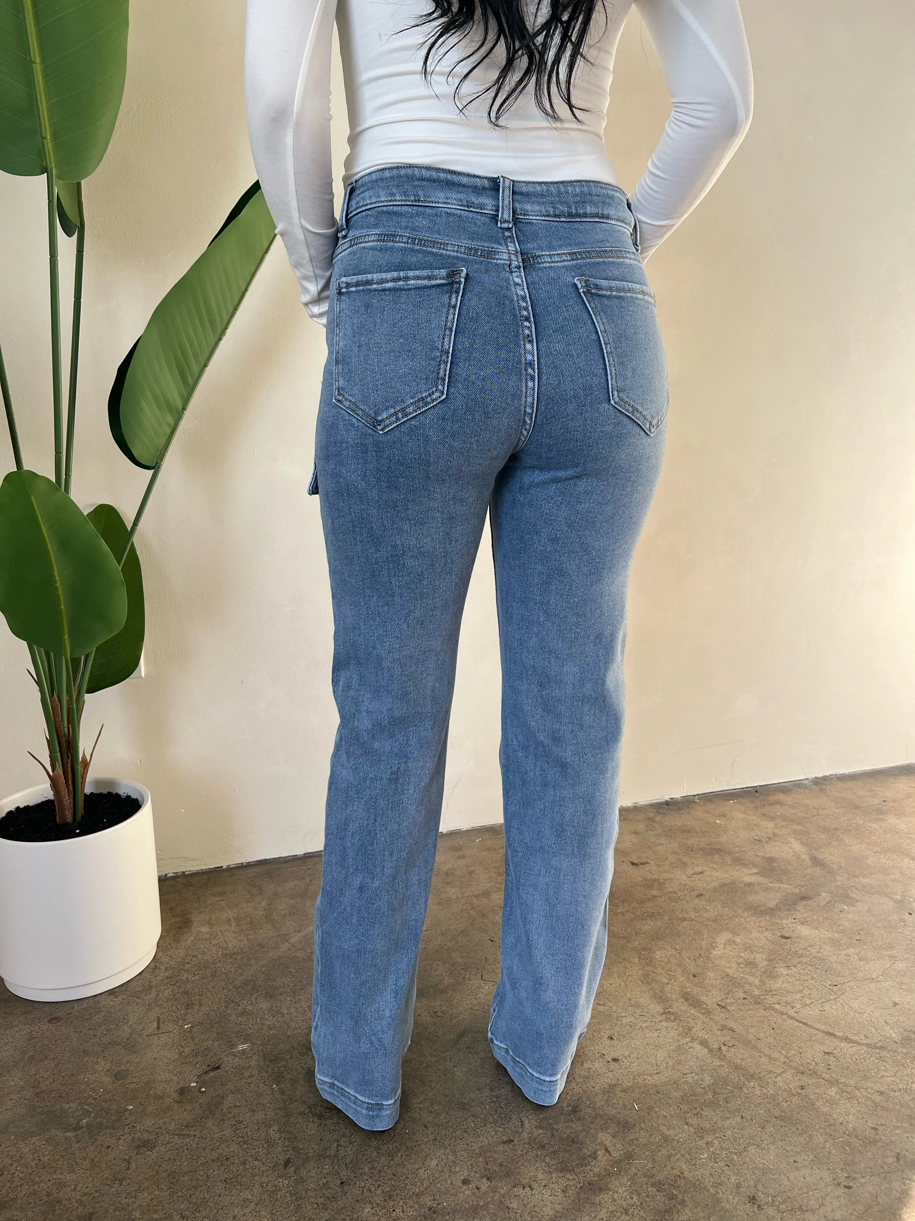 Cynthia Cargo Jeans (Medium Denim)