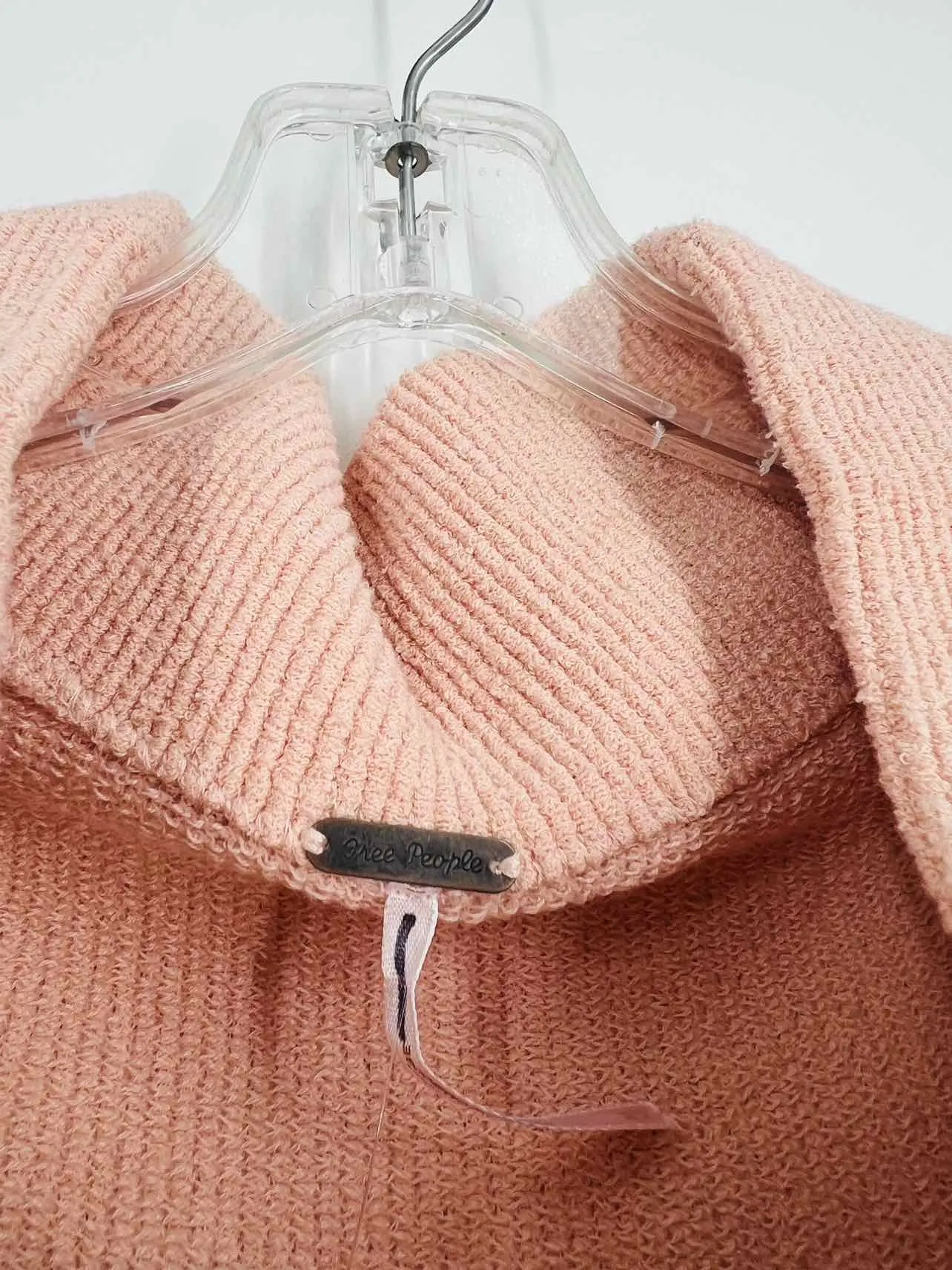 Free People Size M Blush Ribbed Knit Sweaters Sweater