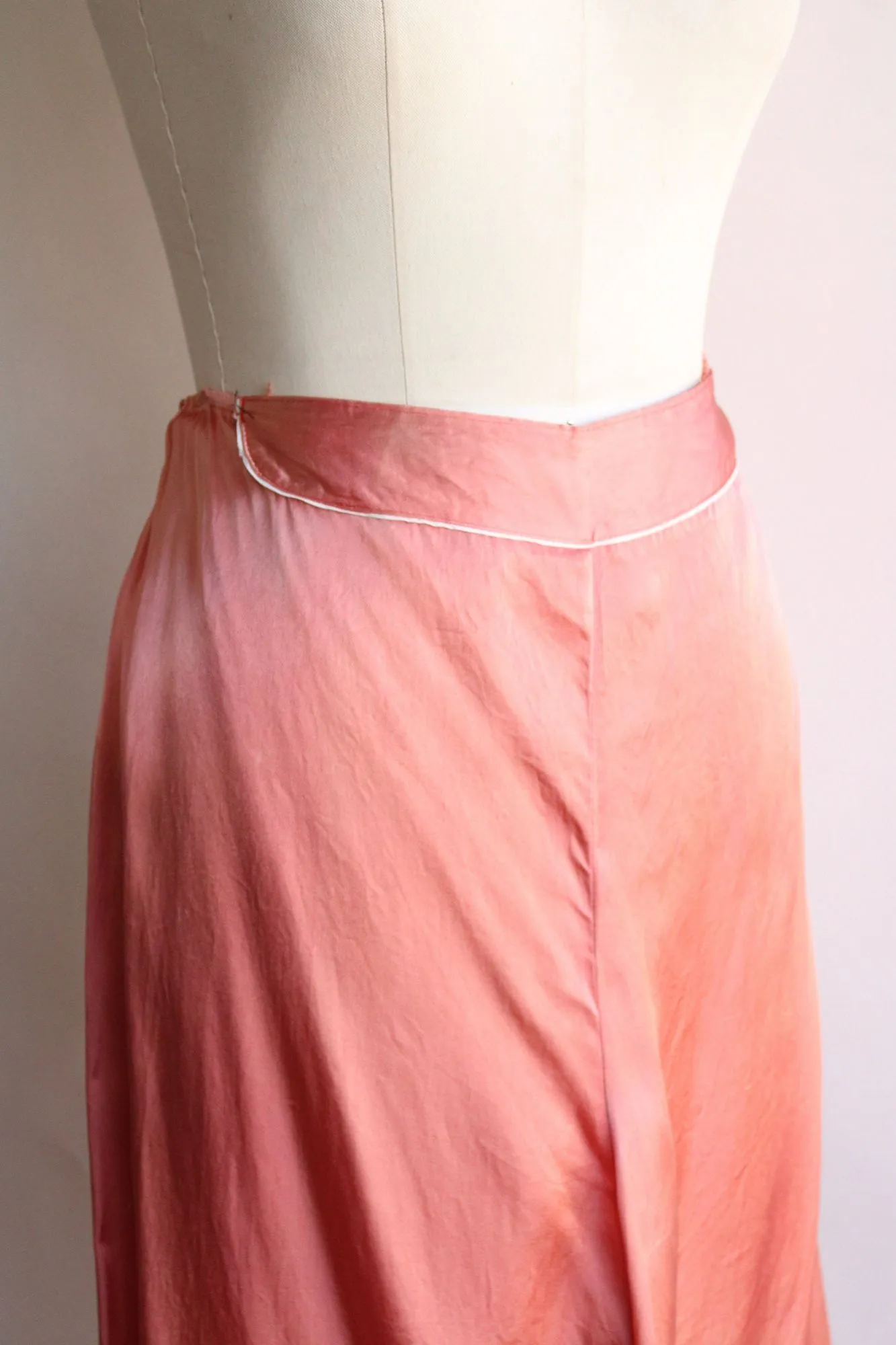 Vintage 1940s Pink Satin Wide Legged Pajama Pants