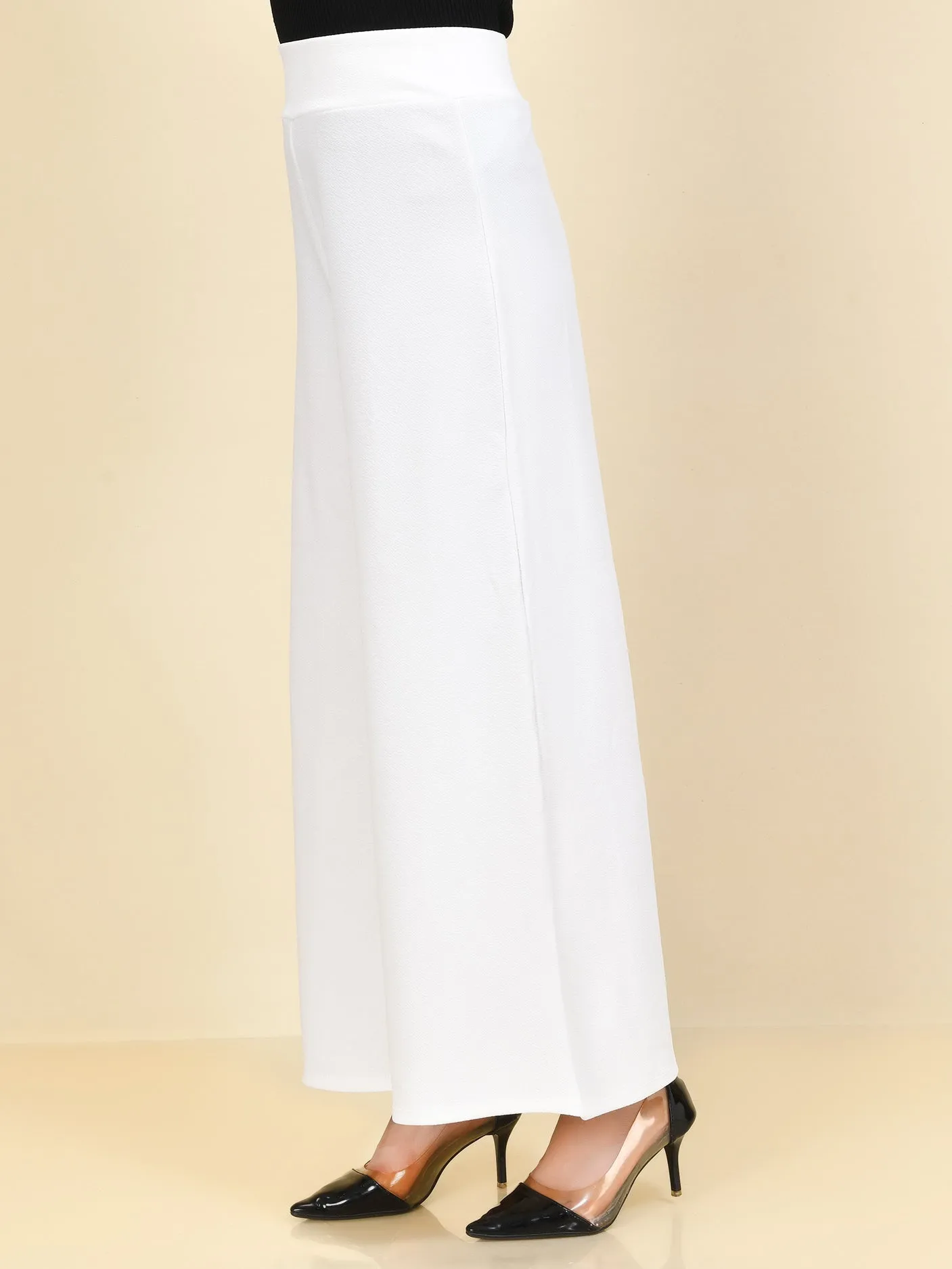 Wide Legged Grip Pants - White