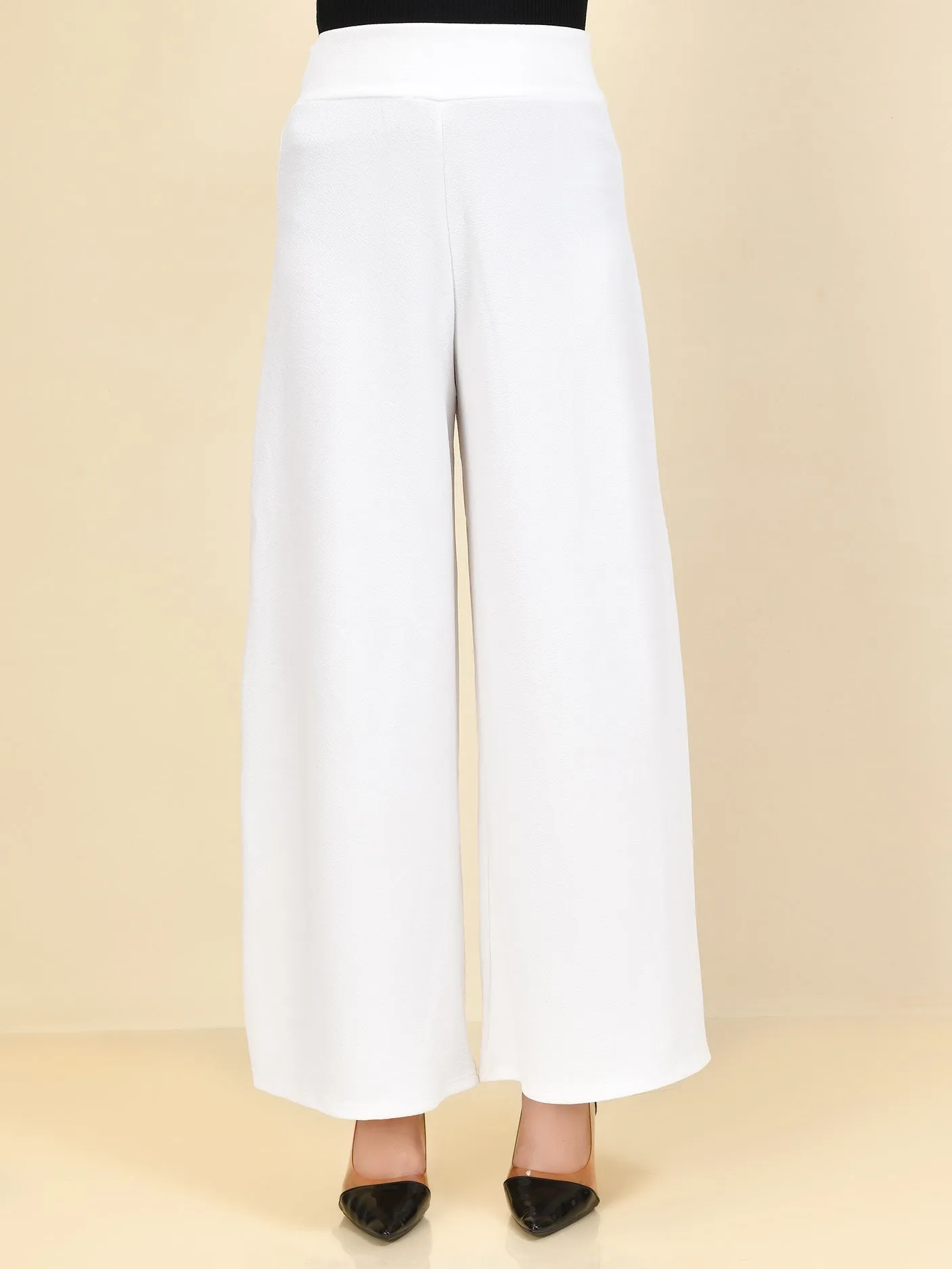 Wide Legged Grip Pants - White